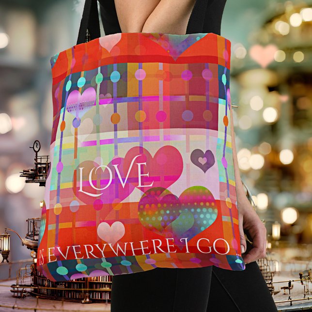 Personlig Mönster Bag med färgämne Tygkasse (Eye catching tote bag featuring a colorful pattern with hearts. Celebrate love on Valentine's Day)