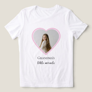 Personlig mormors lilla Miracle Heart Photo T Shirt