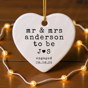Personlig Mr. & Mrs. Typography Engaged Julgransprydnad Keramik