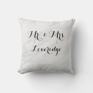 Personlig Mr. & Mrs White Grått Grått Marble Kudde