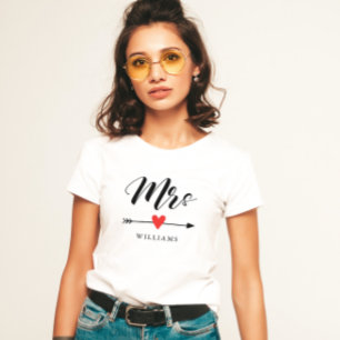 Personlig Mrs. with Heart and Arrow T Shirt