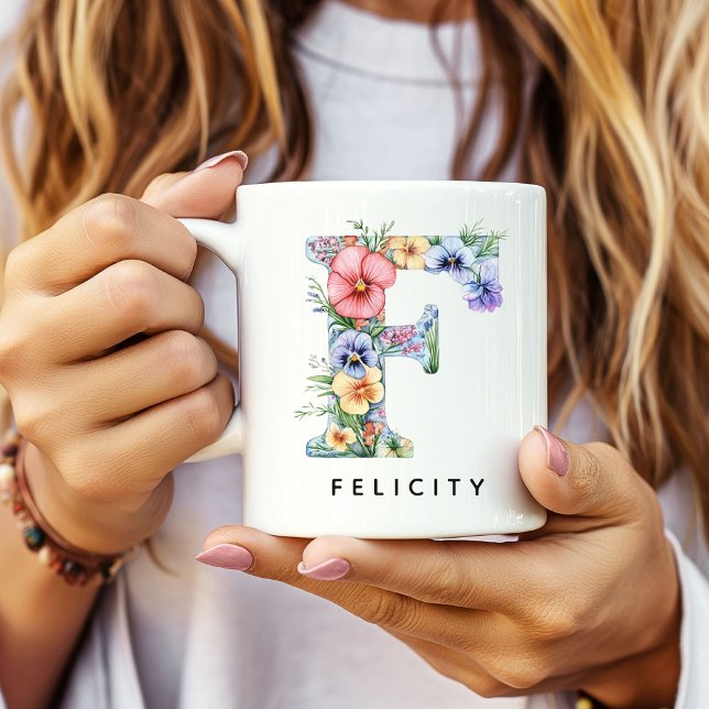 Personlig mugg med blommig alfabet för henne, föde (Custom Monogram Name Mug for Teacher, Nurse, Custom Floral Alphabet Mug for Her, Mom or Bridesmaids)