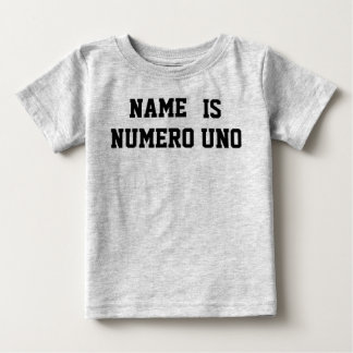 Personlig Namn är numero Uno T-shirt