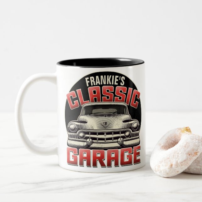 Personlig NAMN Classic Car Garage Anpassningsbar S Två-Tonad Mugg (Med munk)