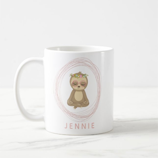 Personlig Namn Cute Yoga Sloth Meditation Kaffemugg (Vänster)