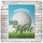 Personlig NAMN Golfer Golf Pro Boll 19:e Hål Pussel<br><div class="desc">Anpassa detta verkligt unika,  anpassade namn Golfer Course Klubb Golfing 19:e Hål Gift. Perfekt som tillägg till din hemläxa och din kontorsdekanal! Personlig med namn eller Anpassningsbar Text! Den kallaste gröna golfklockan runt! Tillbaka nio - Birdie - Fairway - Guld Boll</div>