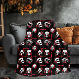 Personlig Namn Gothic Skull & Ro Halloween Fleecefilt