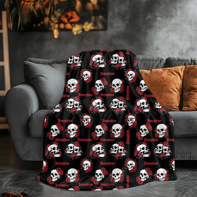 Personlig Namn Gothic Skull & Ro Halloween Fleecefilt (Skapare uppladdad)
