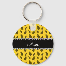 Personlig namn gult ananas mönster nyckelring