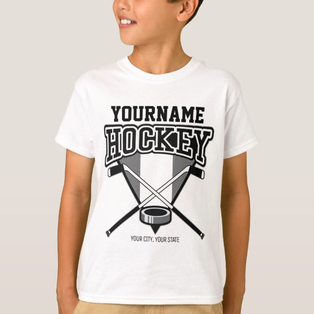 Personlig NAMN Hockey Player Stick Puck Team T Shirt (Framsida)