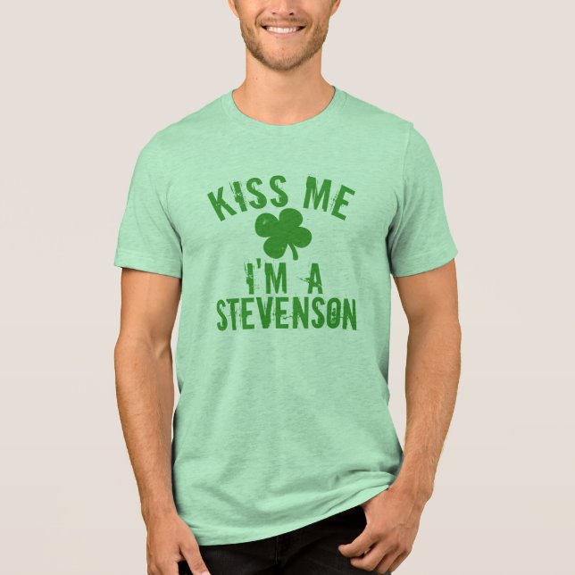 Personlig Namn Kiss Me St patrick's day Kvinnor T Shirt (Framsida)