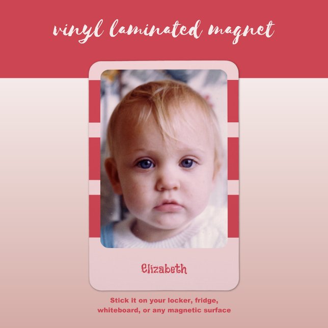 Personlig namn lägg till bild med rosa rand magnet (Skapare uppladdad)