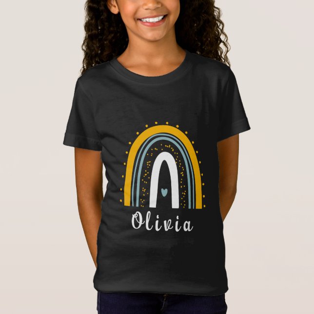 Personlig Namn med minimalistisk boho-regnbåge T Shirt (Framsida)