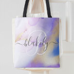 Personlig Namn Monogram Lila Vattenfärg Tygkasse<br><div class="desc">Anpassa enkelt den här glamorösa stil-abstrakt-lilac-vattenfärgen och guld-sprejbakgrunden med anpassningsbarna.</div>