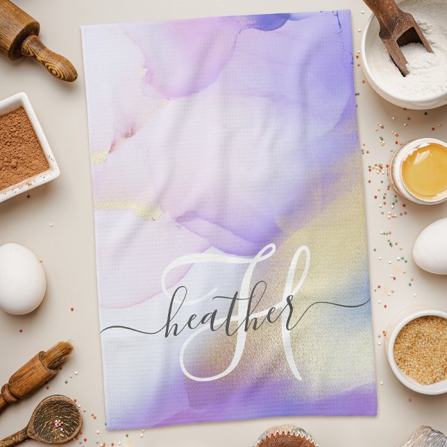 Personlig Namn Monogram Lila Watercolor Luxe Kökshandduk (Skapare uppladdad)