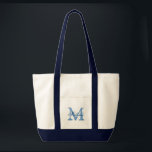 Personlig namn monogram tote bags med fickfickor tygkasse<br><div class="desc">Personlig namn monogram tote bags med fickor. Vit och blå färg. Utformning av logotypen för elegant med monogrammat brev initialer. Cute vintage är för en presentidé för brud,  blomflickor,  maid of honor,  budens mamma och brudtärnor på bröllop,  möhippa eller bachelorette. Snyggtens skripttypografi.</div>