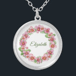 Personlig Namn Necklace Rosa och Grönt Blommigt Silverpläterat Halsband<br><div class="desc">Namn Necklace. Lägg till din egen namn. Du kan ändra teckensnittet och teckensnittet färg så att det blir ditt eget. En underbar gåva till brudtärmar,  bröllopsfest,  Mor Sisters vänner.</div>