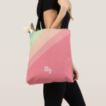 Personlig Namn Pastell Regnbåge Anpassad Present T Tygkasse<br><div class="desc">Denna pastellregnbåge tote i livfulla pasteller av orange,  grön,  blå och rosa har ett personligt namn som du väljer. Gör en underbar anpassad present till brudtärnor,  födelsedagar,  mors dag,  examen och mer.</div>
