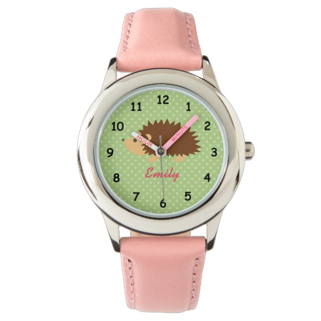 Personlig namn rosa hedgehog-tjejer tittar på armbandsur (Framsida)