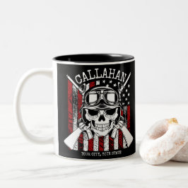 Personlig NAMN Soldier Skull Dual Guns USA flagga Två-Tonad Mugg