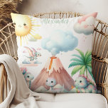 Personlig Namn Whimsical Pastel Dinosaur Kudde<br><div class="desc">Vi presenterar vår Personlig Namn Boho Cute Dinosaur Dekorativ kudde, en perfekt som blandar komfort och charm för din livsmiljö! Bygg upp dinosauriernas vitaktiga värld med denna vackra kudde med vackra illustrationer i en bohemisk stil. Våra dekorativ kudde är utrustade med mjuka material av hög kvalitet och lovar både stil...</div>
