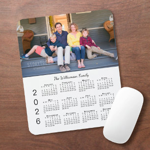 Personlig Namnkalender med Foto Vit 2026 Musmatta