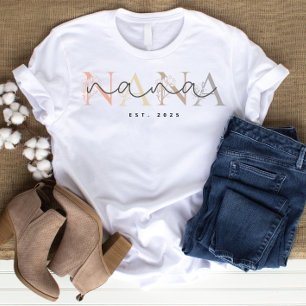 Personlig Nana Farmor Blommig Elegans T Shirt