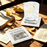 Personlig Newspaper | Bästa farmor Stenunderlägg<br><div class="desc">Ta med kärlek och skratt till deras kaffe bord med den här personligen underlägg "Grandancy Times"-stenen! Designad som en förstasida för tidningen innehåller den ett favoritfoto, barnbarn’ namn, och en fetstilt rubrik där dina morföräldrar förklaras som bäst. Med sin varaktiga marmor avslutar och kork backar, är denna underlägg både praktisk...</div>