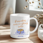 Personlig Pancake Lovers Mug Roligt Breakfast Art Kaffemugg<br><div class="desc">Börja din dag med ett leende med den här personligen pankaktemat mugg, perfekt till frukost-entusiaster och brunch älskare. Den här designen är både lekfull och snyggt och har en charmig, handdragen pingstråd som droppar med sirap och parad med varm orange och pulserande blå nyanser. Idealisk för kaffe, te eller hett...</div>