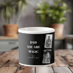Personlig "Pappa du är magisk" två foto av Far<br><div class="desc">Fira faderskapets magi med vår personlig "Pappa du är magisk" espresso kopp! Den här unika designen har en slimmad svart bakgrund, ett omhuldat foto av två far och det hjärtliga budskapet "Pappa You Is Magic". Lägg till en speciell beröring genom att anpassa den med dina barns namn. Perfekt för att...</div>