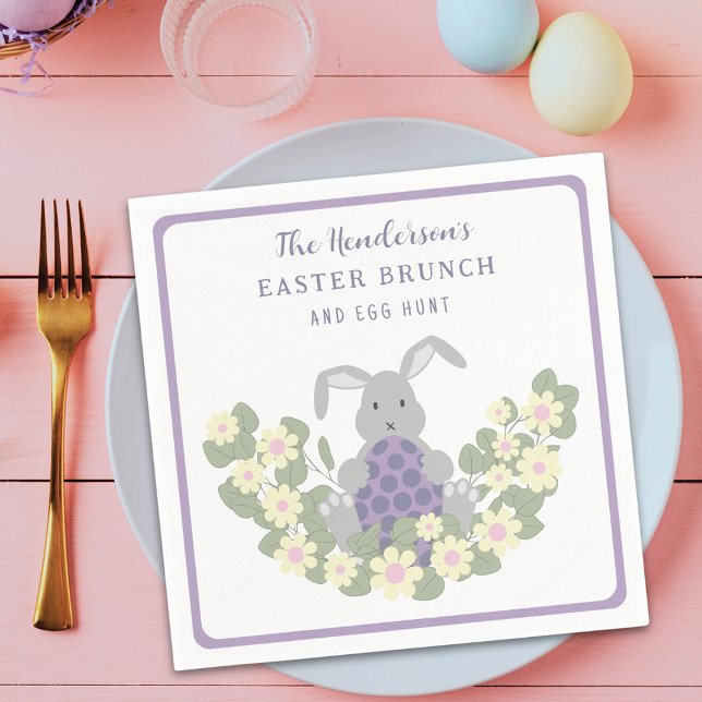 Personlig Påskäggsjakt Brunch Kanin Blommor Pappersservett (Personalized family name Easter egg hunt spring brunch cute bunny daisy floral meadow purple napkin )