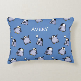 Personlig Penguin Chick Mönster Nursery Pillow Prydnadskudde