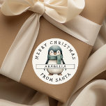 Personlig Penguin-julklapp Runt Klistermärke<br><div class="desc">Förtjusa dina barn i julklapp med personliger från tomten! De här klistermärkena har en vit,  vattenfärgad Penguin och gör dina barns helgdag till en sann kom. Gör säsongen ännu ljusare med anpassningsbarnas klistermärken som bär ditt barns namn!</div>