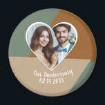 Personlig Photo Bröllop-årsdagen Keepsak Magnet<br><div class="desc">Den här magneten är perfektens sätt att fira din bröllop-årsdag med ditt personlig-foto inuti ett hjärta för ett tidlöst nyckelspel för kom i flera år.</div>