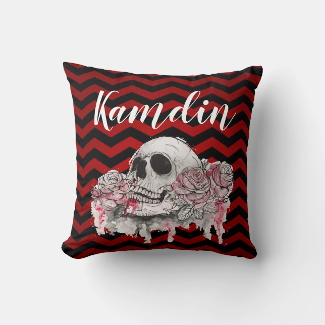 Personlig Pillow Ro Gothic Chevron red Kudde (Framsida)