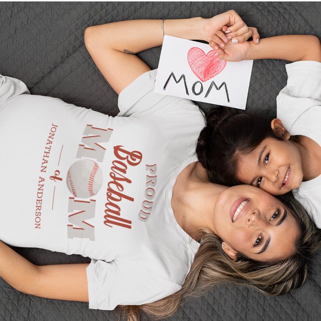 Personlig Proud Baseball Mamma T-Shirt (Skapare uppladdad)