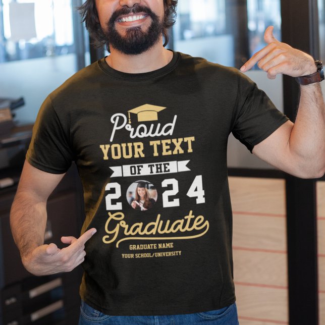 Personlig Proud-familjen som matchar Studenten T Shirt (Skapare uppladdad)