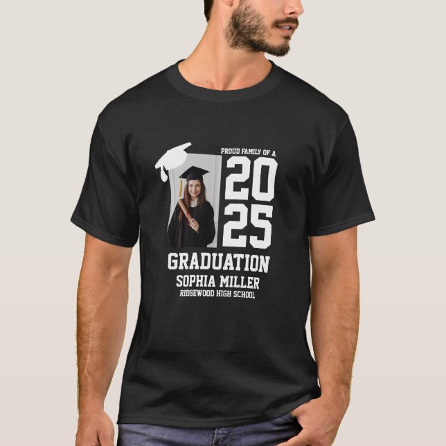 Personlig Proud Family Studenten 2025-Anpassningsb T Shirt (Framsida)
