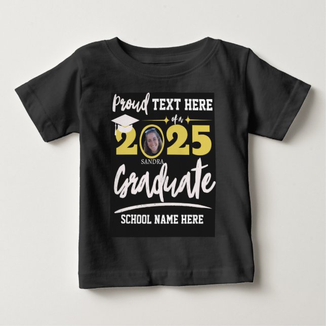 Personlig Proud Family Studenten, klass 2025 T Shirt (Framsida)