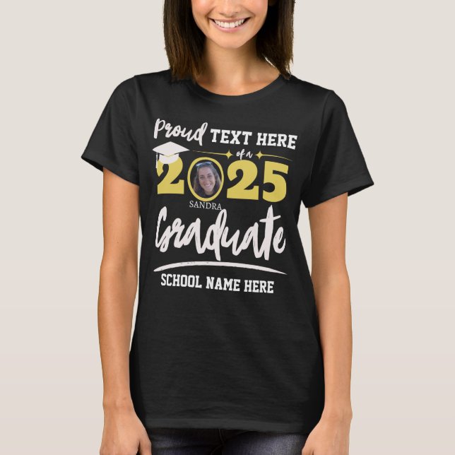 Personlig Proud Family Studenten, klass 2025 T Shirt (Framsida)