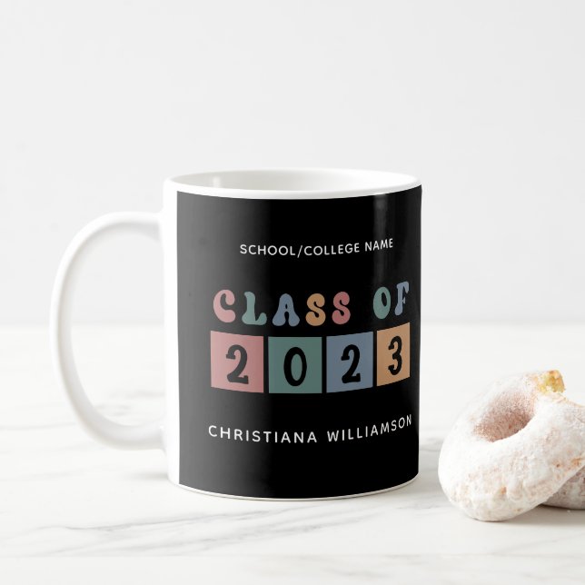 Personlig Retro Class of 2023 Studenten Cute Cute Kaffemugg (Med munk)