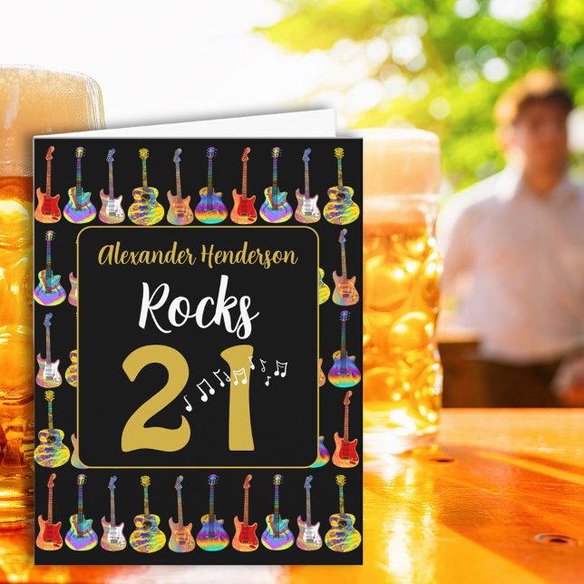 Personlig Retro-gitarr 21-årsdag Svart Guld Kort (Guitar 21st birthday black and gold personalized retro groovy pop art greeting card)