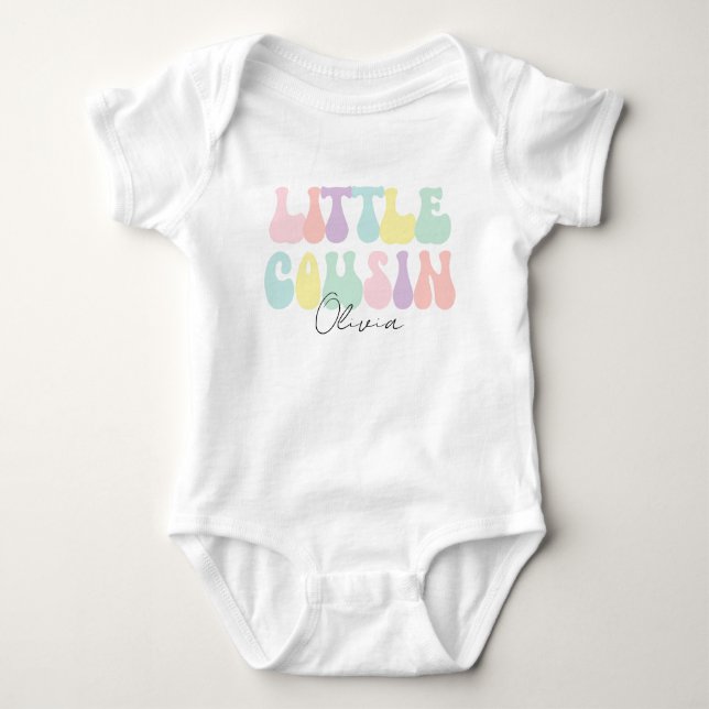 Personlig Retro Pastel Little Cousin | ANPASSNINGS T Shirt (Framsida)