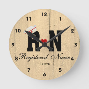 Personlig RN Nurse Hat Wood Acrylic Wall Clock Rund Klocka