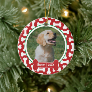 Personlig röd och grönt benutskrift hund av sällsk julgransprydnad keramik