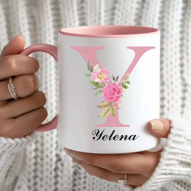 Personlig Rosa Blommig Muggpresent För Henne, Mamm Mugg (Floral Roses Initial Mug Mother’s Day Gift for Her, Custom Rose Floral Mug Birthday Gift for Girls)
