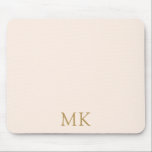 Personlig  Rosa Guld Monogram Initialer Musmatta<br><div class="desc">Söt Personlig Rosa Guld Monogram Initialer mussla. Fin design med rik antika honung guld färgad dubbla i i form av en monogramtext om blekens rosa. Anpassa med din egen text. Utmärkt tillbehör, underbar för använda i skolan, hemma eller på kontoret. Vi inbjudan besöker vår butik, Simon & Grace för att...</div>