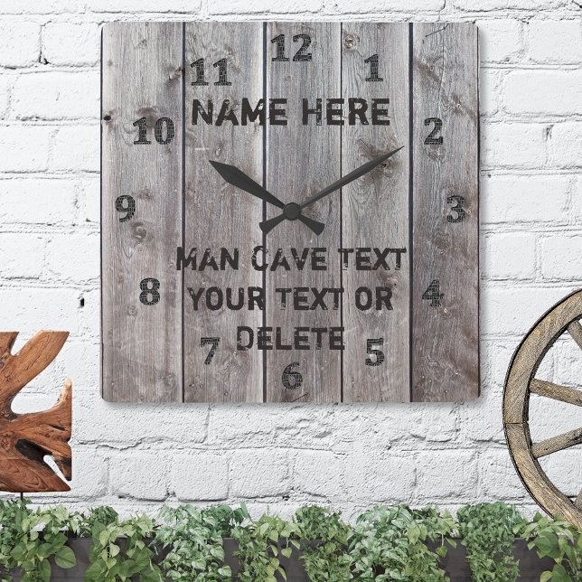 Personlig Rustic Man Cave Clocks åt honom Fyrkantig Klocka (Man Cave Decor. Personalized, Rustic Wall Clock. Farmhouse kitchen clock. Man Cave Garage Decor. )