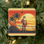 Personlig Santa Surfing Retro Beach-jul Julgransprydnad Keramik<br><div class="desc">Vi presenterar vårt prydnadsföremål från Santa och Surfing Beach Julgran. Gå in i helgdag med ett streck av årgången Julmagi och kuststrandviber. Oavsett om det är en gåva till en strandentusiast eller om du lägger till lite nostalgi i helgdag, är det säkert att den här prydnaden gör ett minnesvärt intryck....</div>