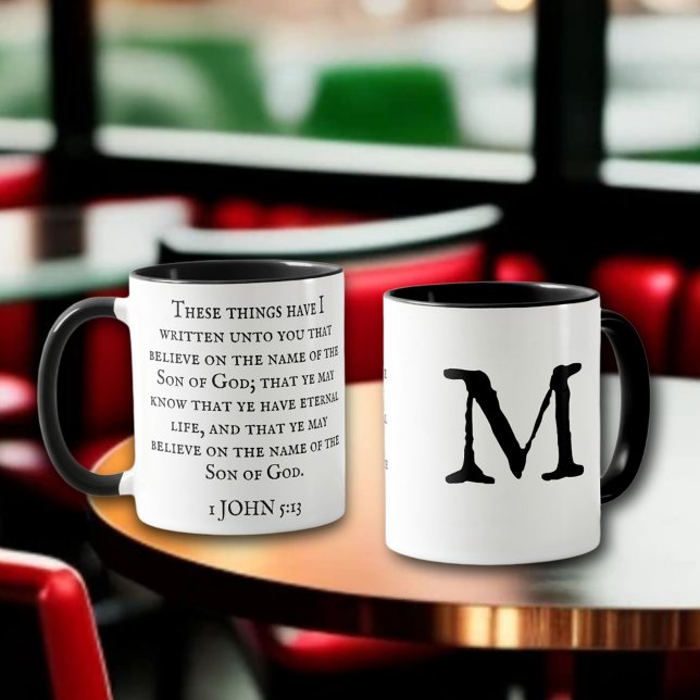 Personlig Scripture 1 John 5:13 Monogram Mugg (Skapare uppladdad)